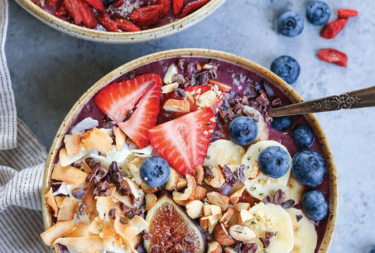 The Ultimate Açaí Bowl (Skyhorse Publishing)