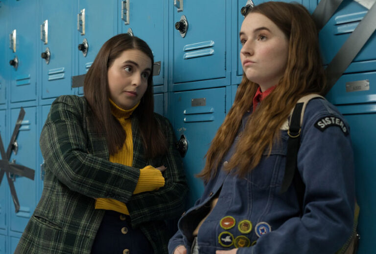 Beanie Feldstein and Kaitlyn Dever in “Booksmart” (Francois Duhamel)