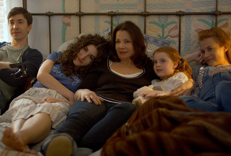 Fran Drescher (center) in "Safe Spaces"