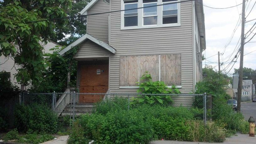 Newark remains a city of widespread urban blight and neglect. (Bob Hennelly)