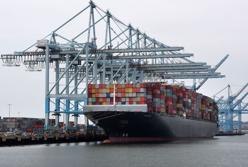 Shipping containers are unloaded at the Port of Los Angeles in Long Beach, California on May 14, 2019. (Mark Ralston/AFP/Getty Images)