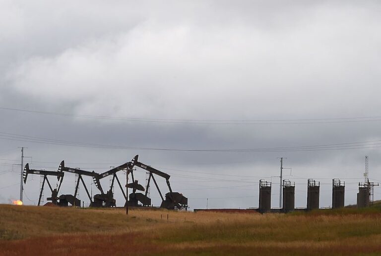 Pump jacks are seen on the Bakken Shale Formation, near Williston, North Dakota, September 6, 2016. (Robyn Beck/AFP/Getty Images)