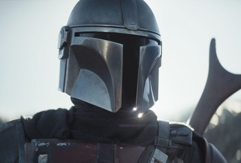 Pedro Pascal is The Mandalorian in the Disney+ series "The Mandalorian" (Francois Duhamel/Lucasfilm Ltd.)