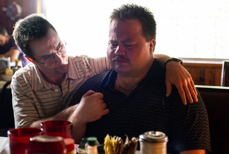 (L-r) SAM ROCKWELL as Watson Bryant and PAUL WALTER HAUSER as Richard Jewell in Warner Bros. Pictures’ “RICHARD JEWELL,” a Warner Bros. Pictures release. (Claire Folger)