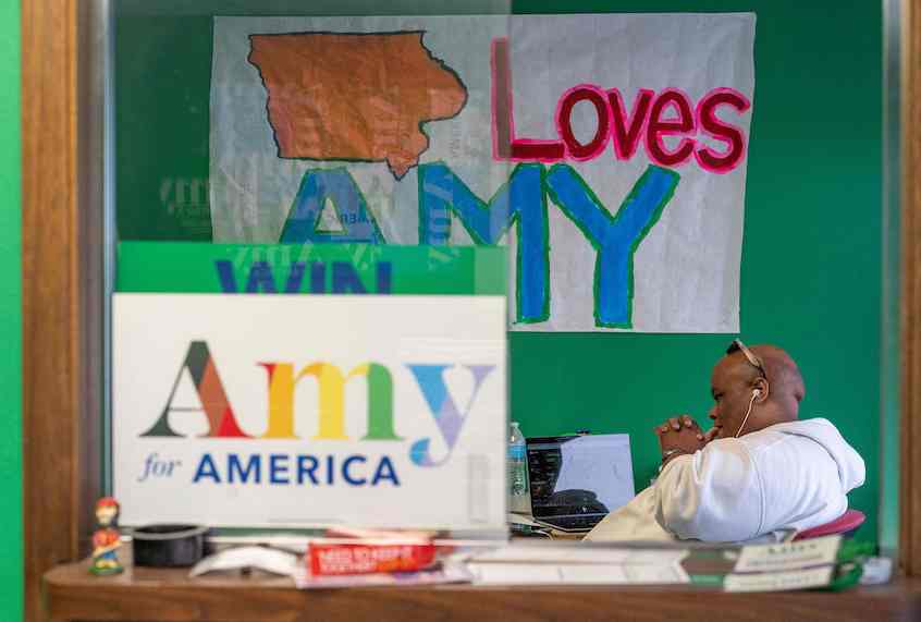 Democratic presidential hopeful Minnesota Senator Amy Klobuchar staffer Seth Barnes makes calls to potential voters at an office being used as storage at the Des Moines, Iowa campaign headquarters on January 29, 2020. (Kerem Yucel/AFP via Getty Images)