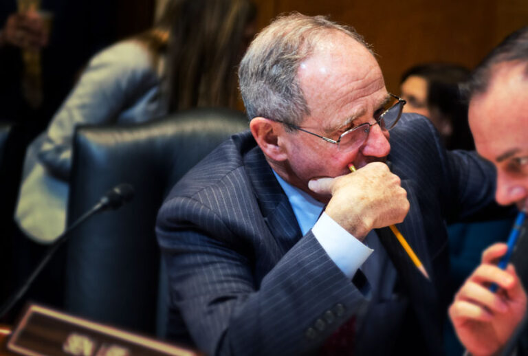 Sen. Jim Risch (R-ID) (Tom Williams/CQ Roll Call)