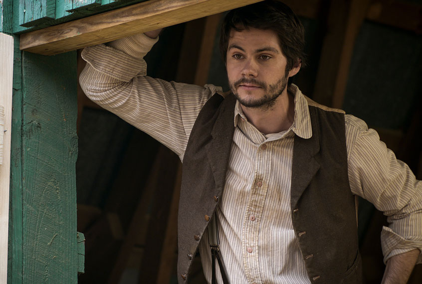 Dylan O'Brien in "Amazing Stories" (Apple TV+)