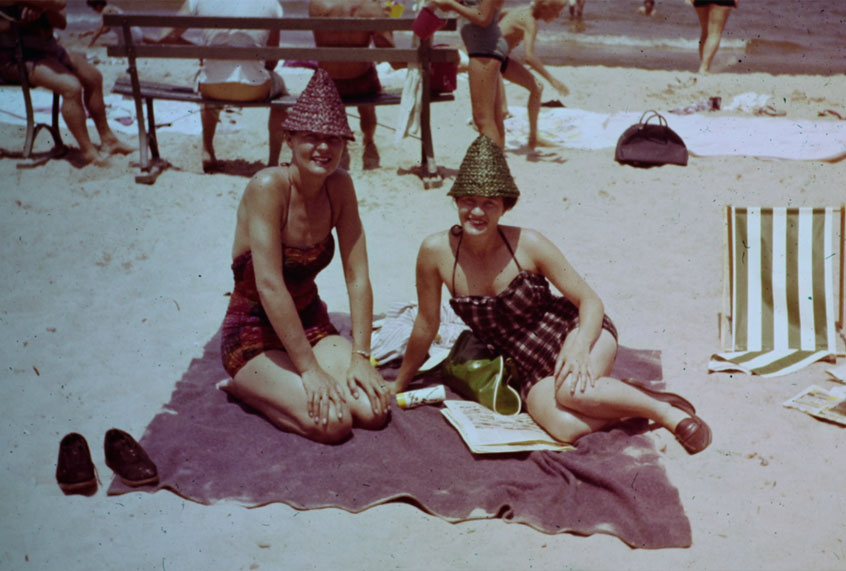 Terry Donahue and Pat Henschel in "A Secret Love" (Netflix)