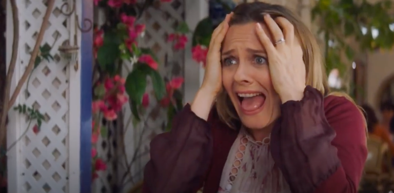 Alicia Silverstone in "Bad Therapy" (Gravitas Ventures)
