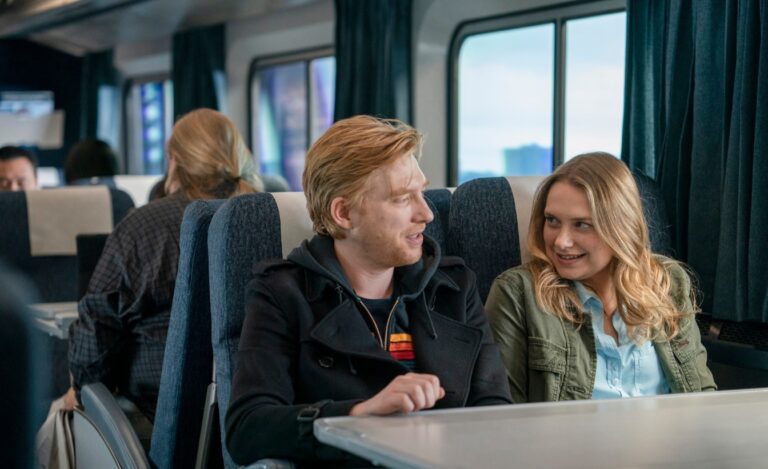 Domhnall Gleeson and Merritt Wever in "Run" (Ken Woroner/HBO)