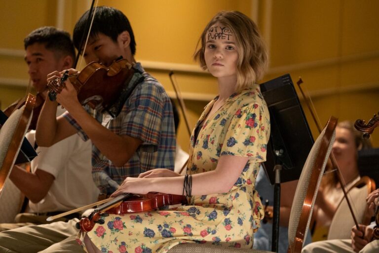 Megan Stott in "Little Fires Everywhere" (Hulu)