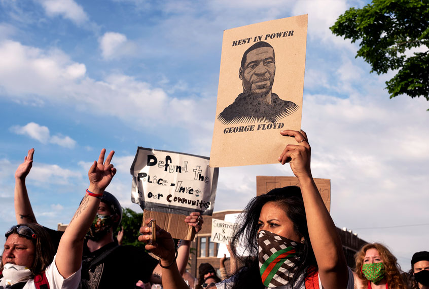Protesters confront police outside the 3rd Police Precinct on May 27, 2020 in Minneapolis, Minnesota. (Stephen Maturen/Getty Images)