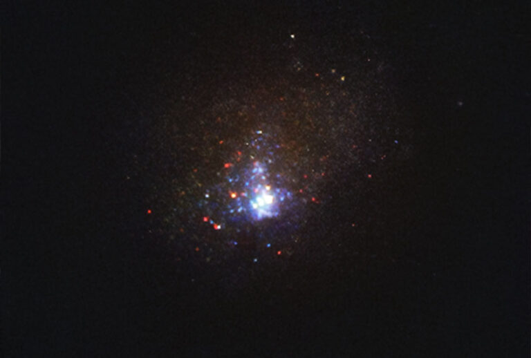 mage of the Kinman Dwarf galaxy, also known as PHL 293B, taken with the NASA/ESA Hubble Space Telescope’s Wide Field Camera 3 in 2011, before the disappearance of the massive star. Located some 75 million light-years away, the galaxy is too far away for astronomers to clearly resolve its individual stars, but in observations done between 2001 and 2011, they detected the signatures of the massive star. These signatures were not present in more recent data. (NASA/ESA/Hubble/J. Andrews/University of Arizona))