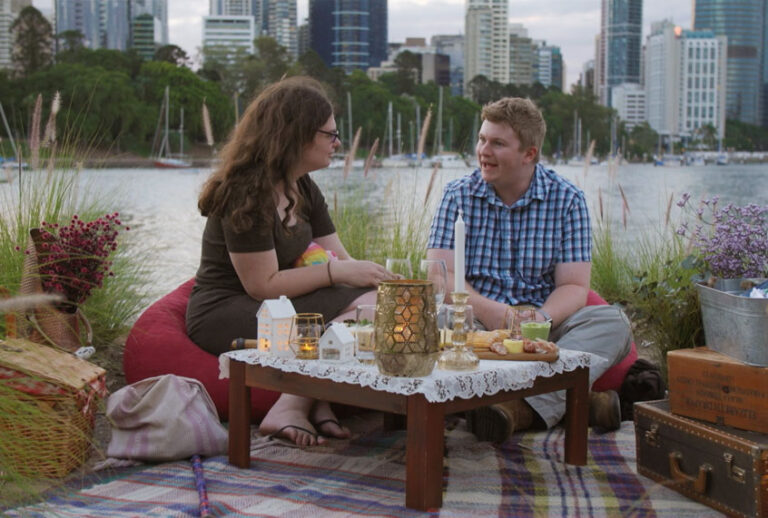 Thomas and Ruth in "Love on the Spectrum" (Netflix)