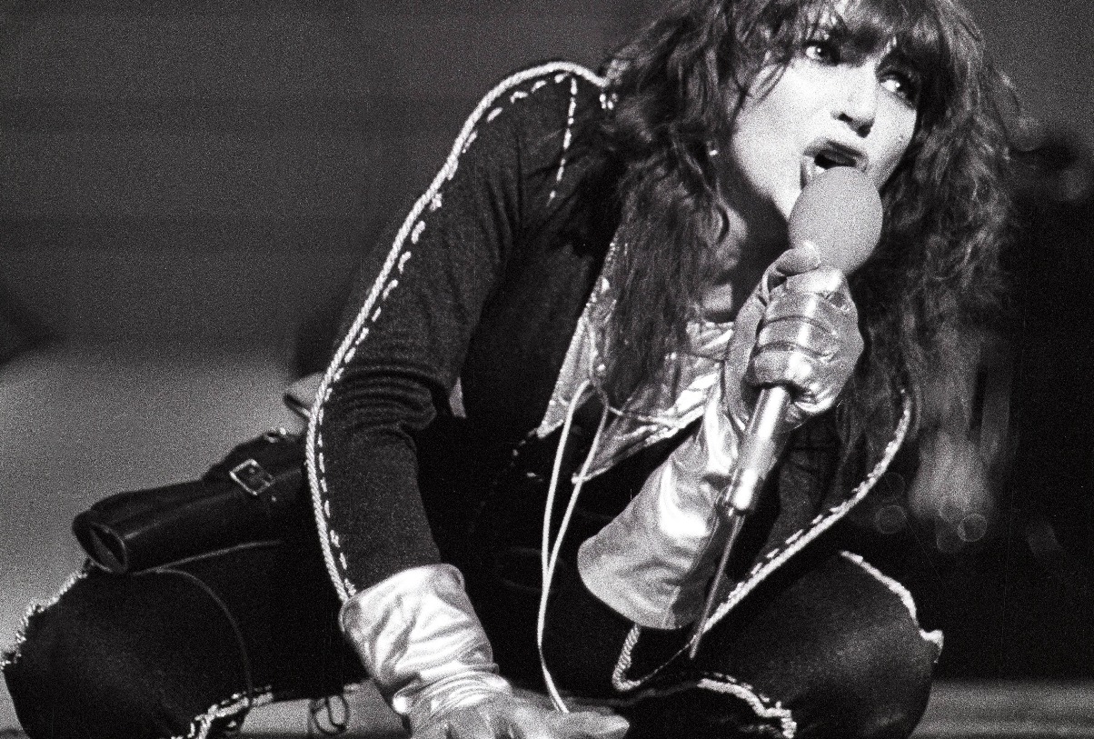 Kate Bush performs on stage on "The Tour of Life" in Amsterdam (Rob Verhorst/Redferns)