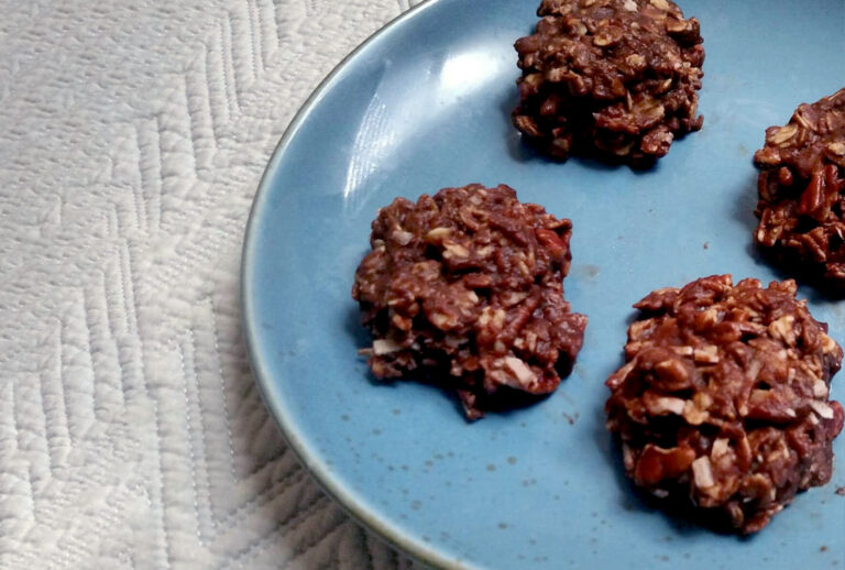 Chocolate espresso no-bake cookies (Ashlie Stevens)