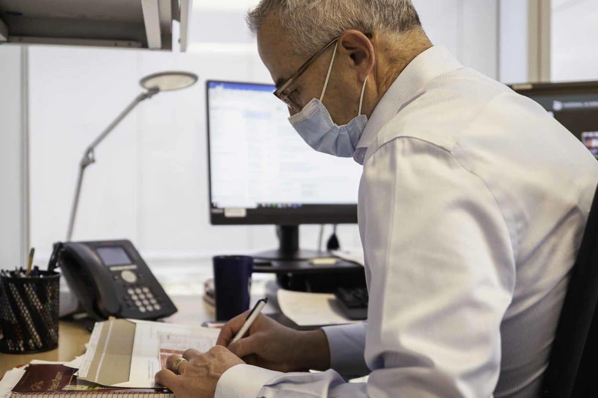 Dr. Jeffrey Berns says the financial incentive for doctors to steer patients to clinics they co-own can affect patient care. (Larry C. Price)