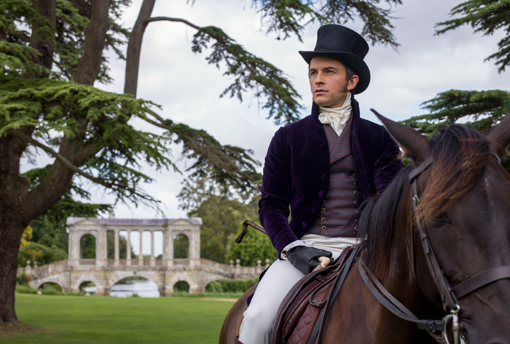 Jonathan Bailey as Anthony Bridgerton in "Bridgerton" (Netflix)