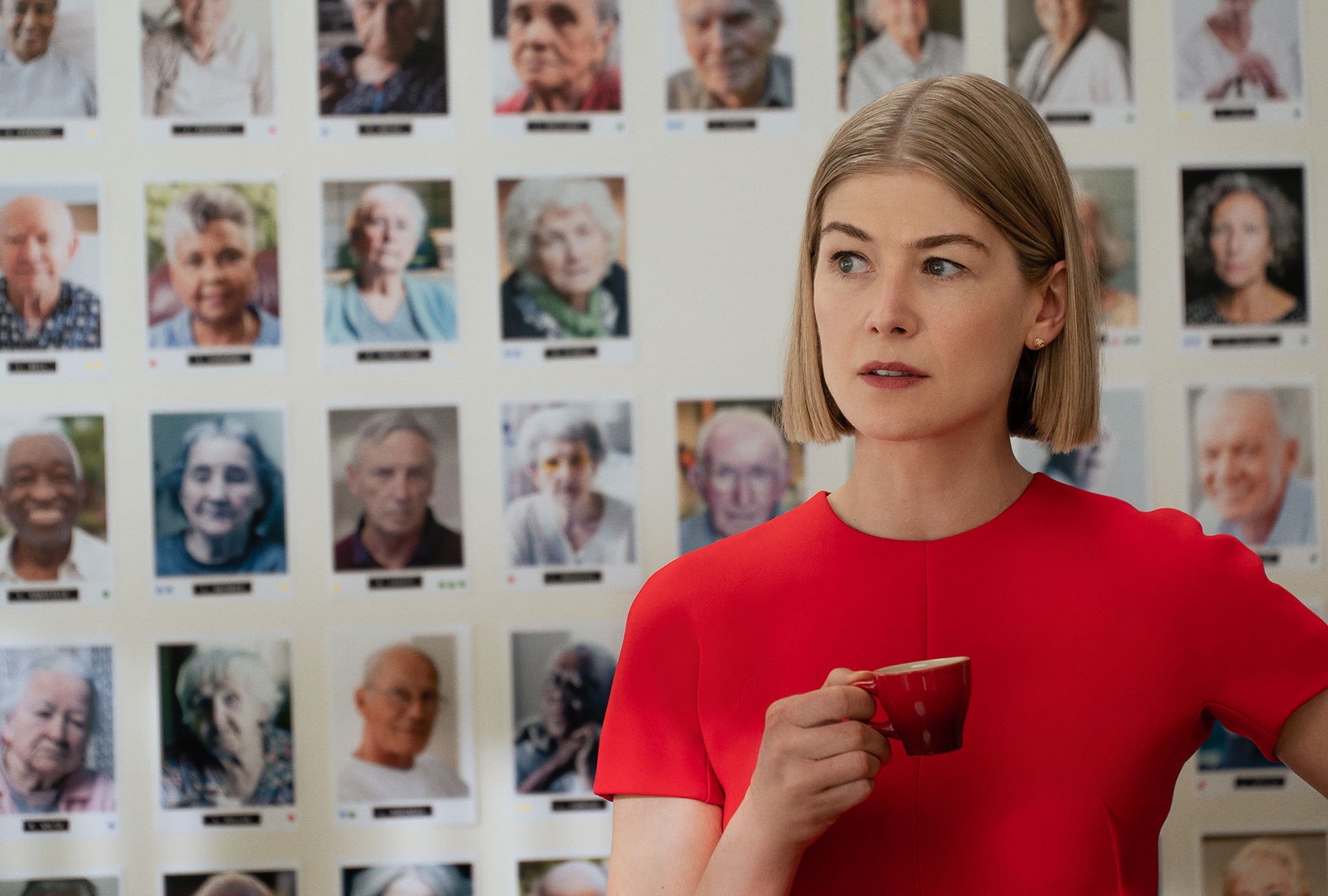 Rosamund Pike in "I Care a Lot" (Seacia Pavao / Netflix)