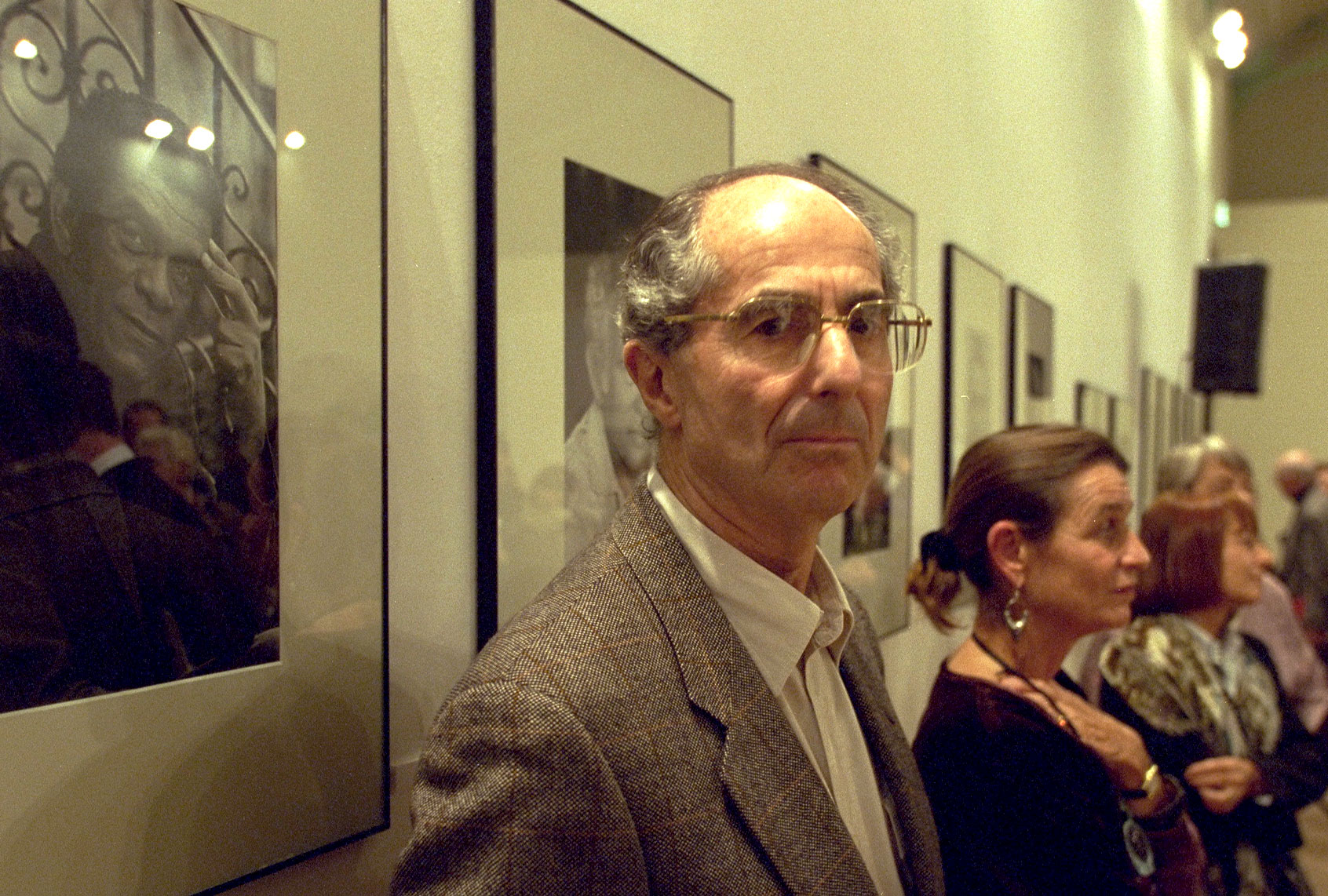 Philip Roth in Aix en Provence with his companion. (Pascal Parrot/Sygma/Sygma via Getty Images)