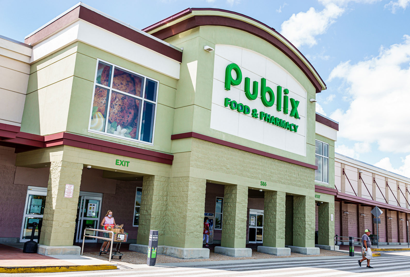 Florida, Lake Placid, Publix Super Market. (Jeffrey Greenberg/Education Images/Universal Images Group via Getty Images)