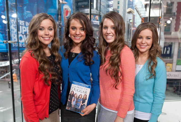 Jessa Duggar, Jinger Duggar, Jill Duggar, and Jana Duggar visit "Extra" at their New York studios at H&M in Times Square on March 11, 2014 in New York City. (D Dipasupil/Getty Images for Extra)
