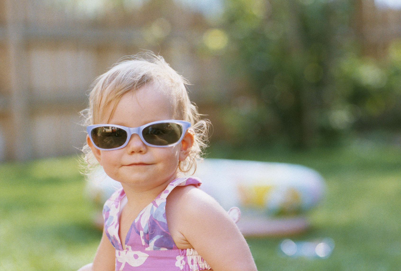 15-18 month old wearing glasses (Getty Images)