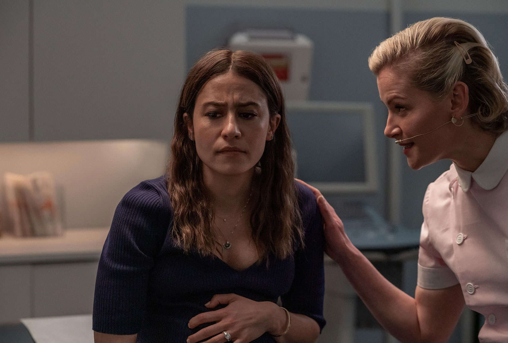 Ilana Glazer as Lucy and Gretchen Mol as Nurse Dawn in "False Positive" (Michael O'Neale/Hulu)
