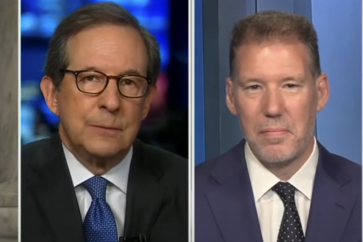 Host Chris Wallace speaks with former RNC Communications Director Doug Heye on Fox News Sunday. (FOX News)