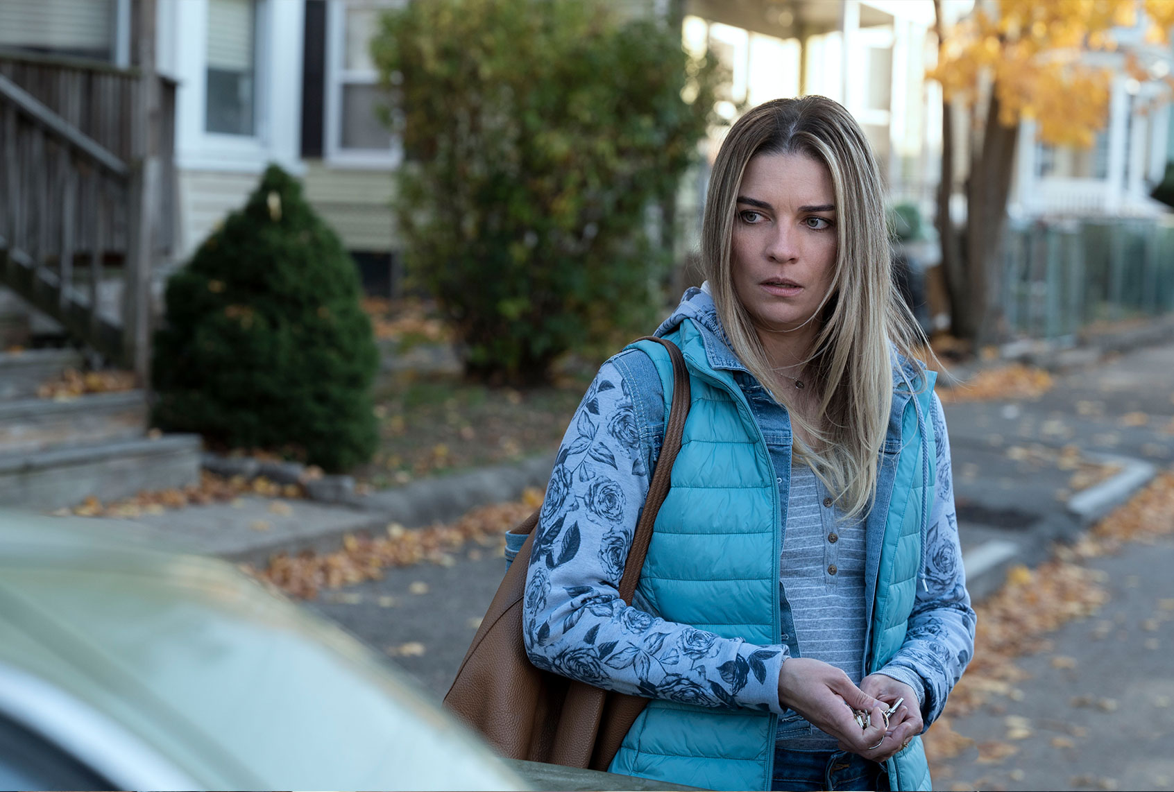 Annie Murphy as Allison in "Kevin Can F*** Himself" (Jojo Whilden/AMC)
