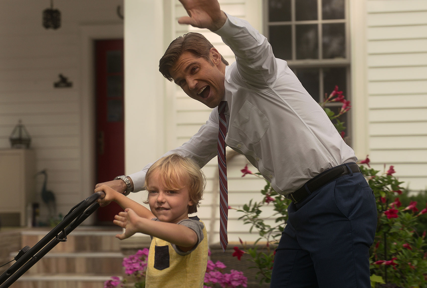 Mike Vogel as Cooper Connelly in "Sex/Life" (Netflix)