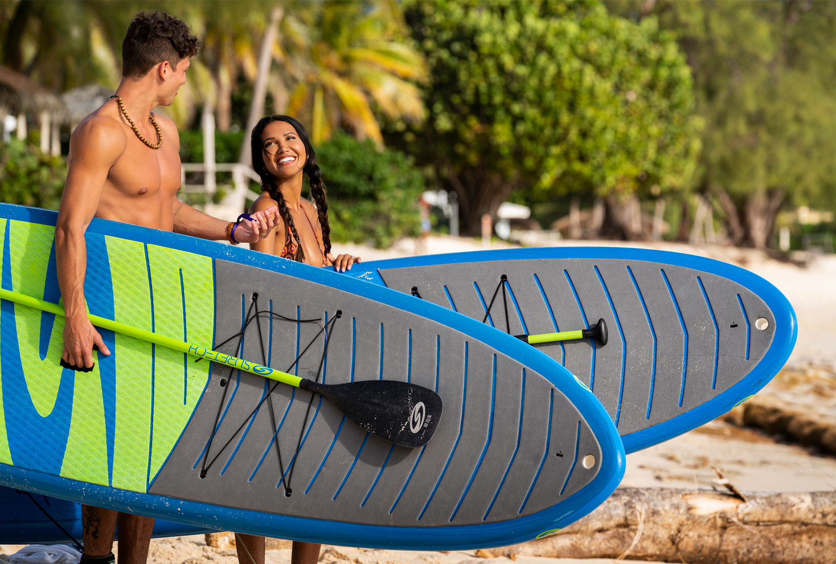 Casey Johnson and CJ Franco on "FBoy Island" (Julie Corsetti/HBO Max)