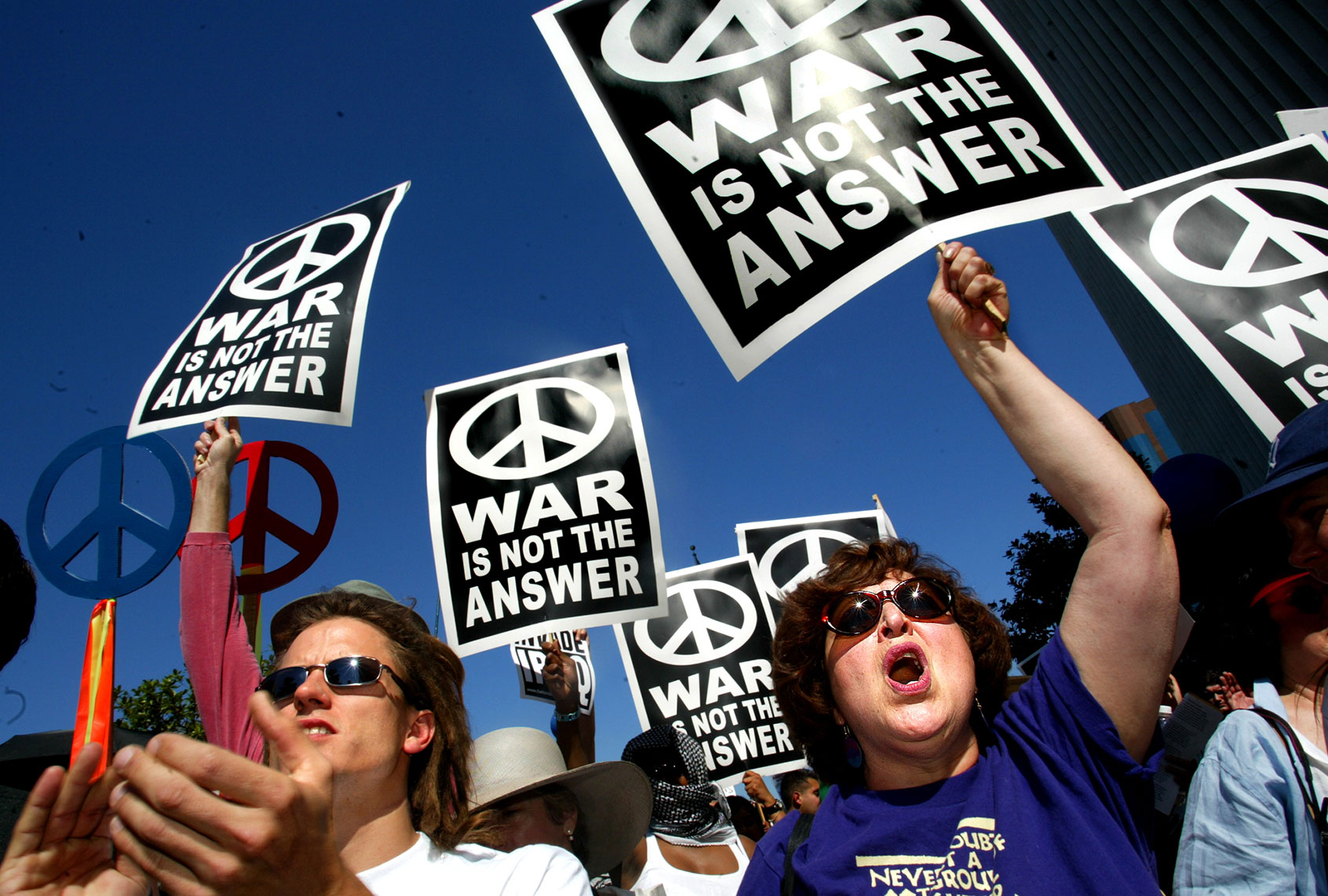 Anti-war protest at the Federal Building in Westwood on Sunday, October 6, 2002. Over 4,000 people gathered to voice their oppositon to a war against Iraq. (Carolyn Cole/Los Angeles Times via Getty Images)
