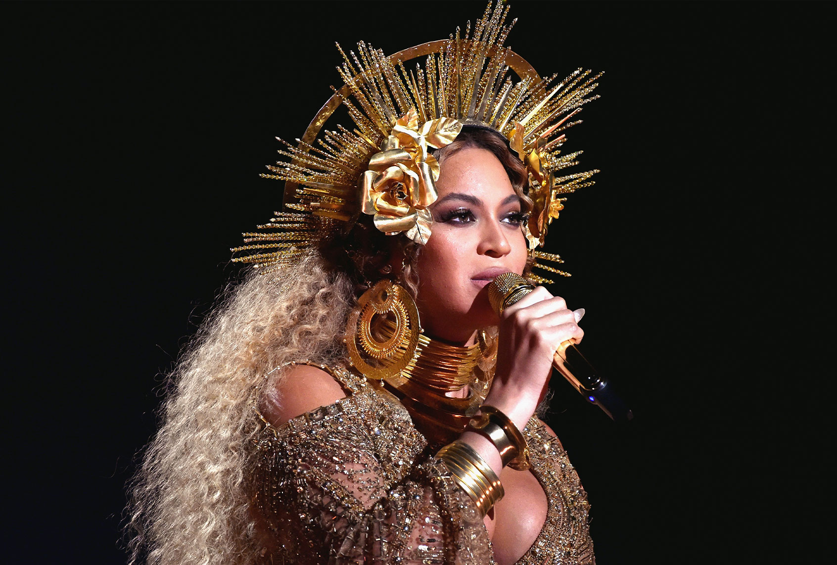 Beyoncé performs at the Grammys in 2017 (Lester Cohen/Getty Images for NARAS)