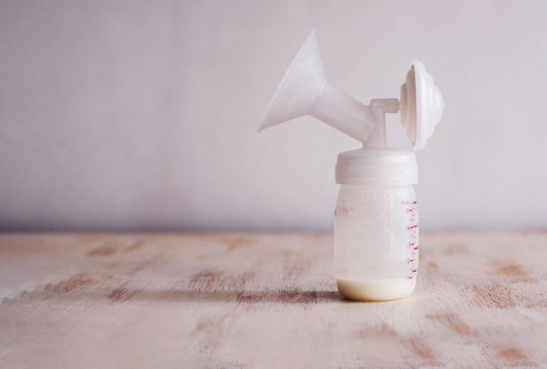 Fresh breast milk in the breast pump milk container (Karl Tapales/Getty Images)