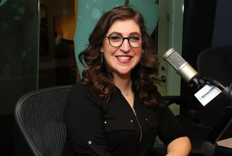 Actress Mayim Bialik (Astrid Stawiarz/Getty Images)
