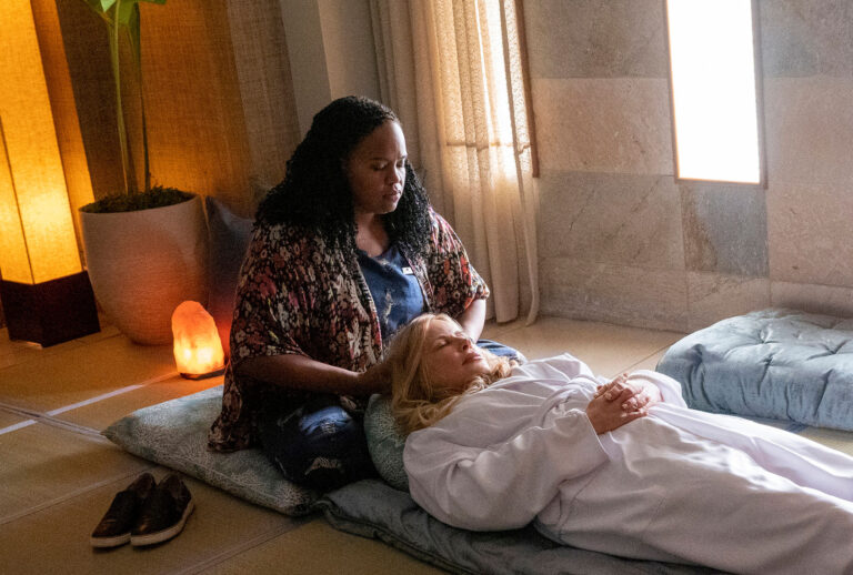 Natasha Rothwell and Jennifer Coolidge in "The White Lotus" (Mario Perez/HBO)