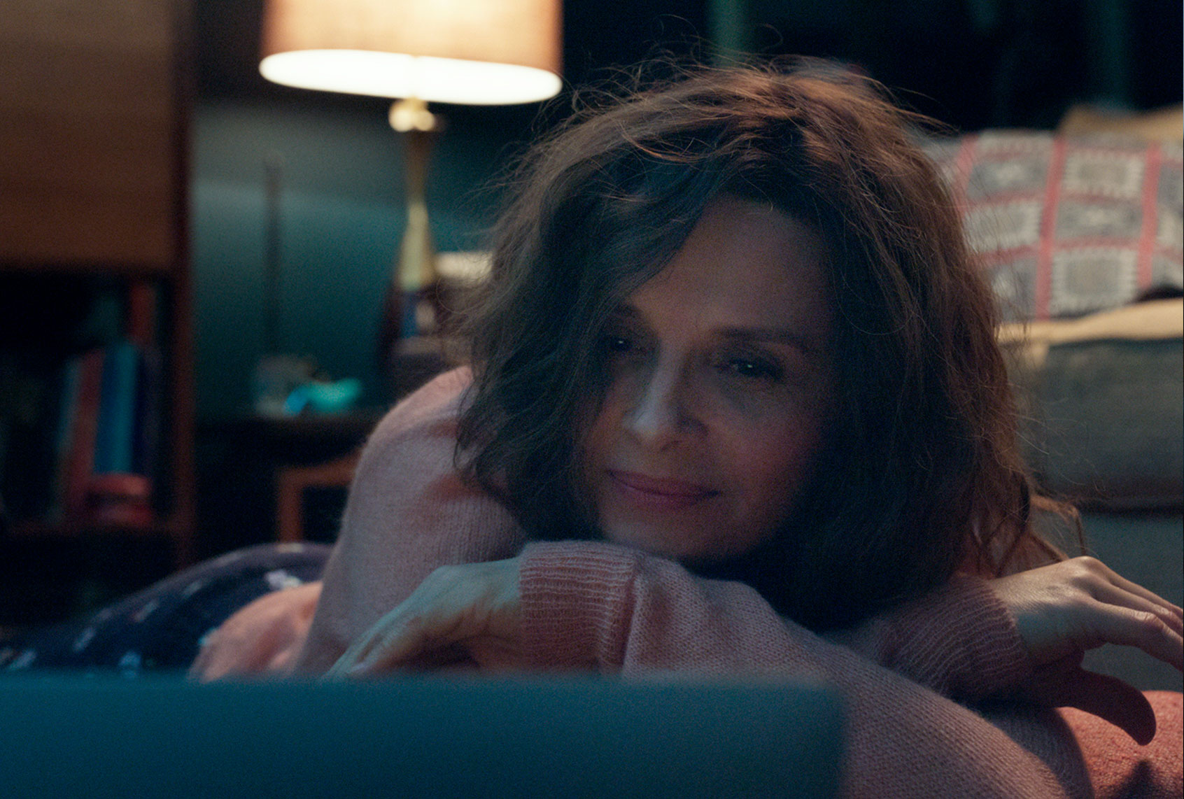 Juliette Binoche in "Who You Think I ﻿Am" (Cohen Media Group)