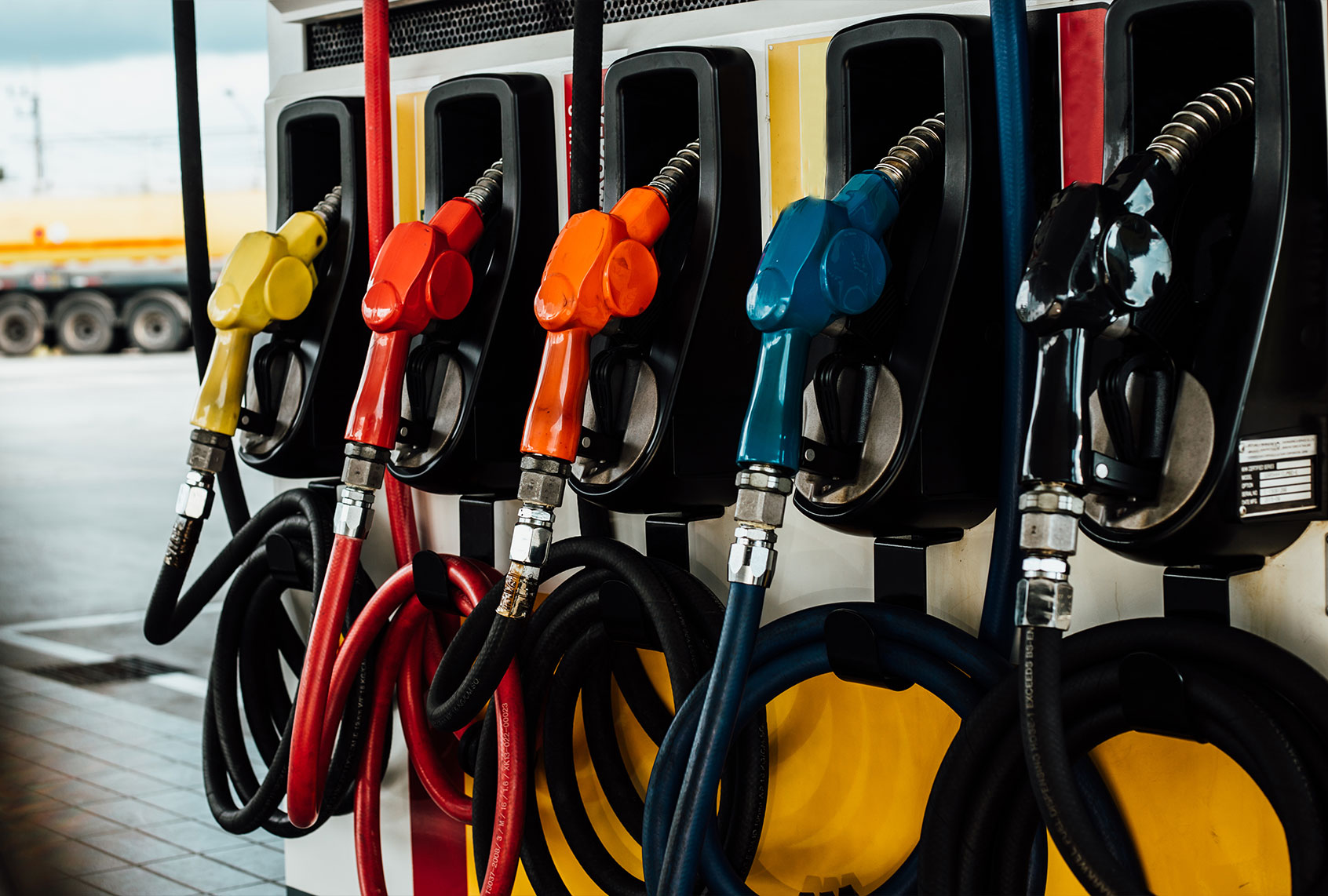 Gas pump in gas station (Getty Images/MR.WUTTISAK PROMCHOO)
