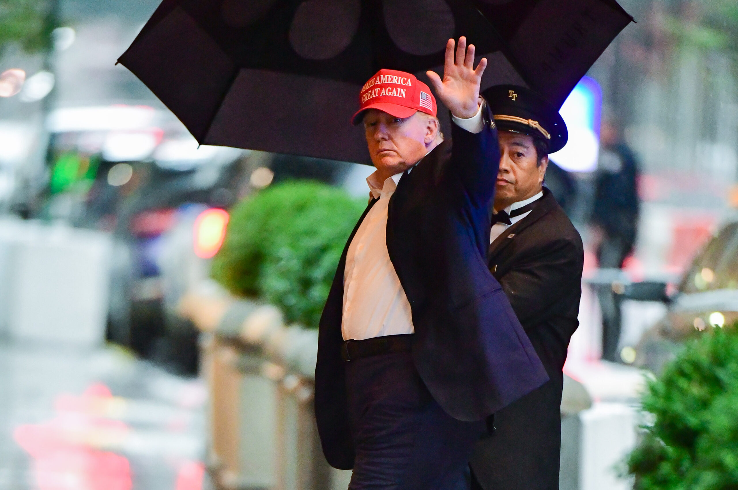 Former U.S. President Donald Trump arrives at Trump Tower in Manhattan on August 22, 2021 in New York City. (James Devaney/GC Images)