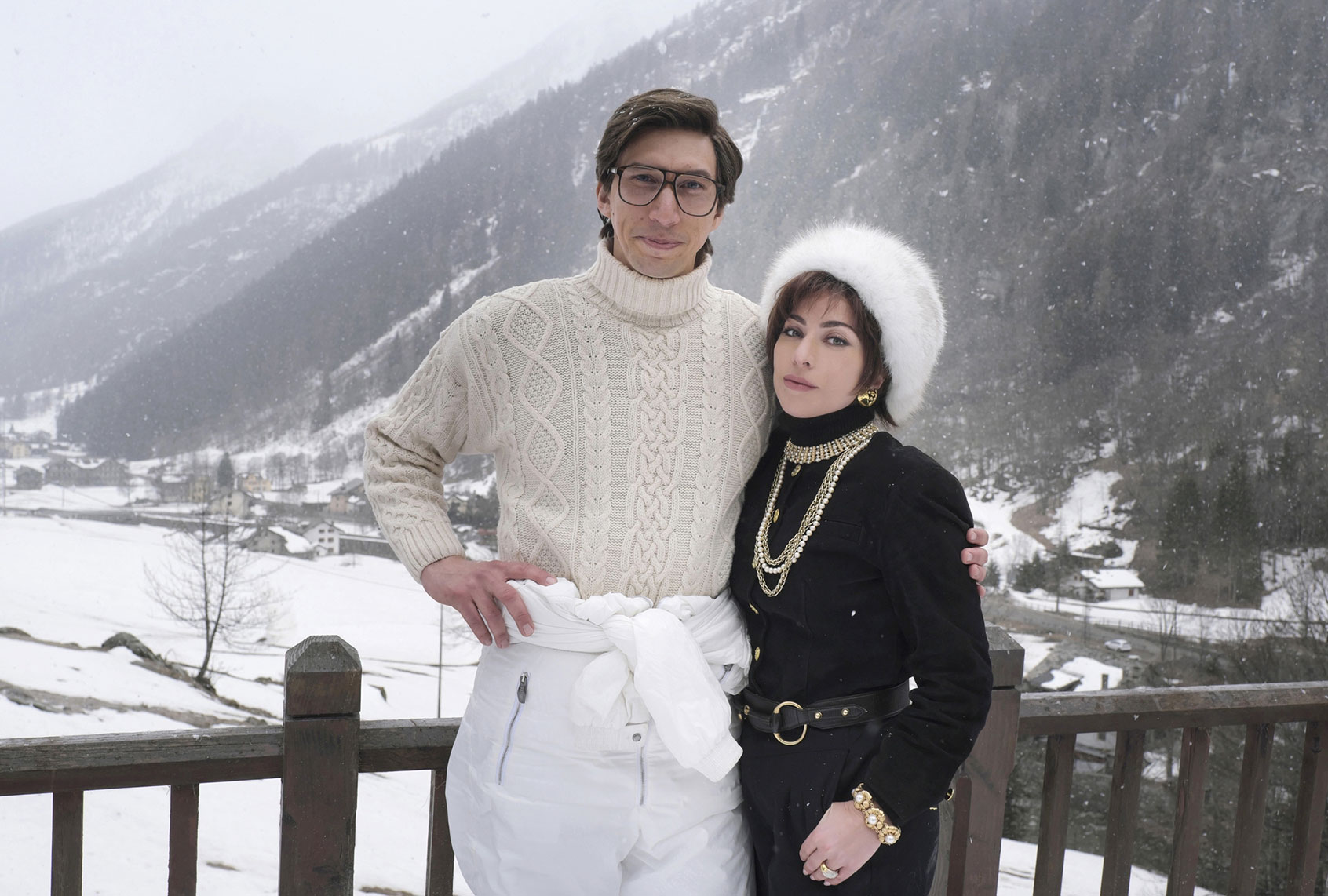 Adam Driver and Lady Gaga in "House of Gucci" (MGM/UA)