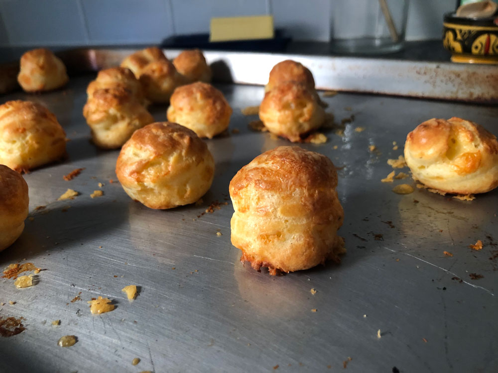 Manchego gougeres