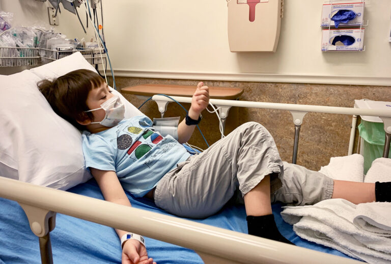 A 5 year old child in a hospital bed at Westchester Medical Center in Valhalla NY (Getty Images/OsakaWayne Studios)