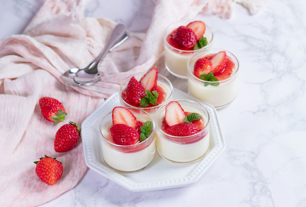 https://www.salon.com/app/uploads/2022/02/yogurt-panna-cotta-with-strawberry-sauce-0211221-1024x691.jpg