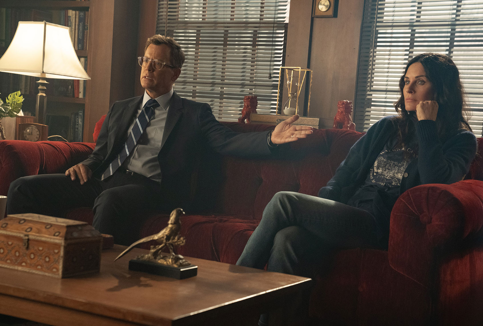 Greg Kinnear (left) and Courteney Cox (right) in “Shining Vale” on STARZ (Photo courtesy of STARZ)