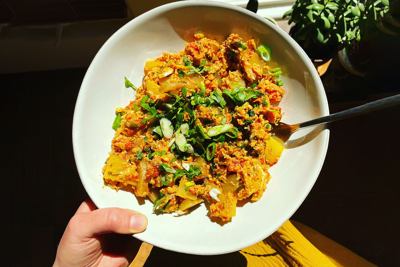 Aloo Anday (Pakistani potatoes and scrambled eggs) (Photo courtesy of Maggie Hennessy)