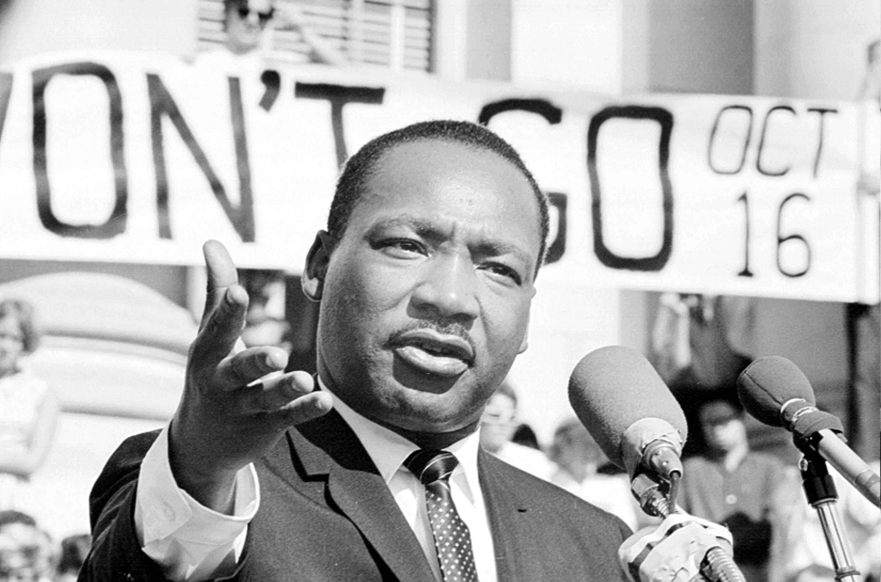 The Rev. Martin Luther King Jr. delivers a speech to a crowd of approximately 7,000 people on May 17, 1967 at UC Berkeley's Sproul Plaza in Berkeley, California. (Michael Ochs Archives/Getty Images)
