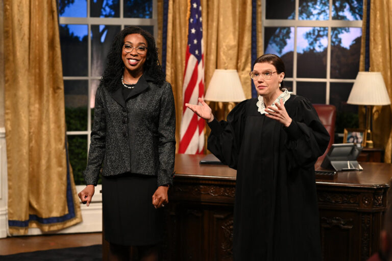Ego Nwodim as Justice Ketanji Brown Jackson and Kate McKinnon as Justice Ruth Bader Ginsberg during the “KBJ Confirmation” Cold Open on Saturday, April 9, 2022 (Will Heath/NBC)