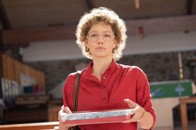 Jessica Biel as Candy in "Candy" (Tina Rowden/Hulu)