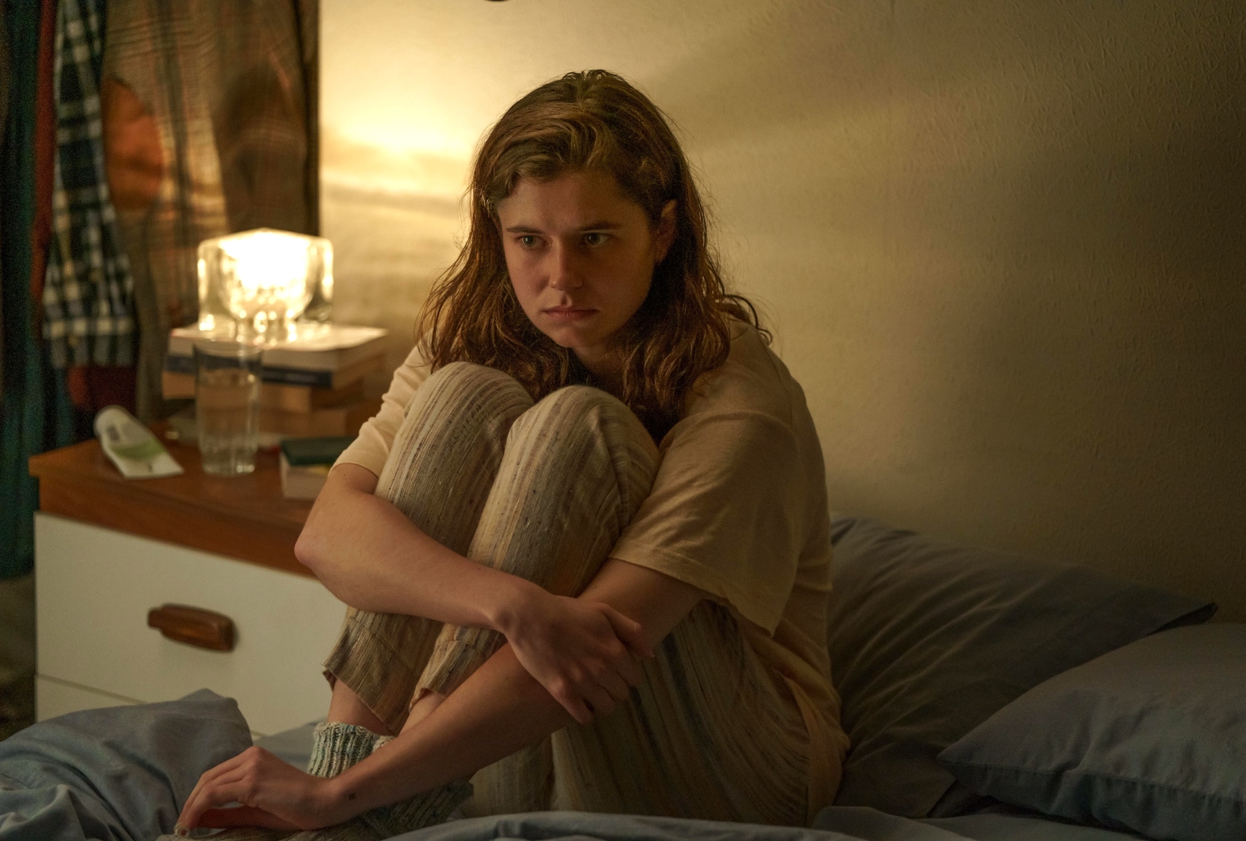 Alison Oliver as Frances in "Conversations With Friends" (Enda Bowe/Hulu)